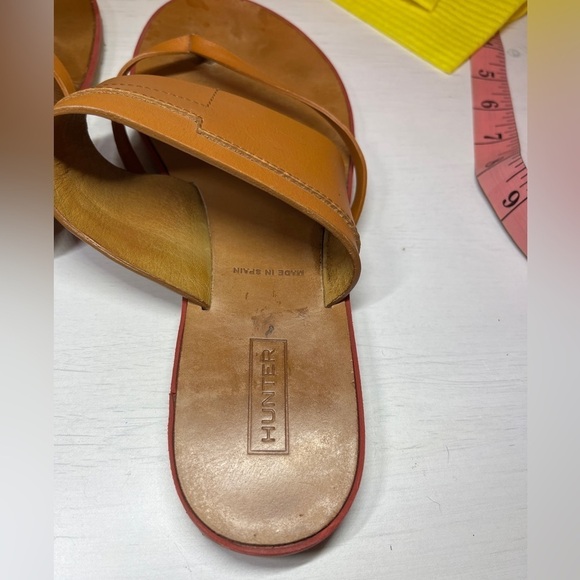 Hunter Leather Slide Sandals Tan - Picture 8 of 10